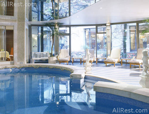 Hotel Le Royal Monceau 44